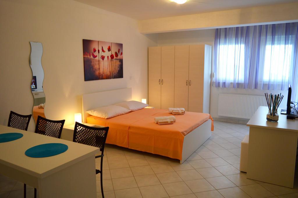 Permarinus Apartments โปดสตรานา ห้อง รูปภาพ